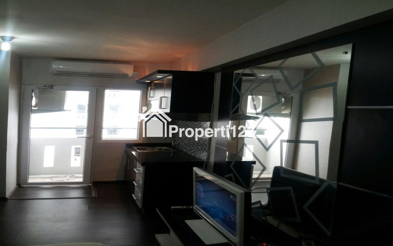 The green pramuka city studio furnish. - 1