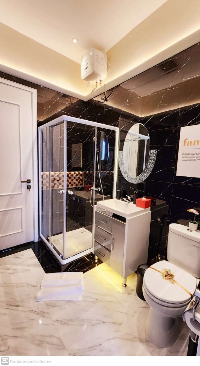 Rumah di jual siap huni FULL PRABOT di jl metro tanjung bunga makassar - 48