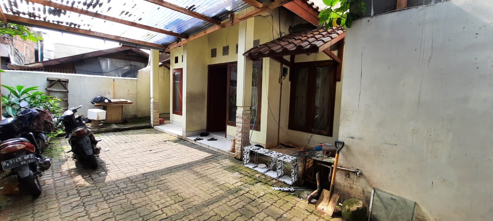 Rumah Disewakan Blok A Gandaria Utara - 14