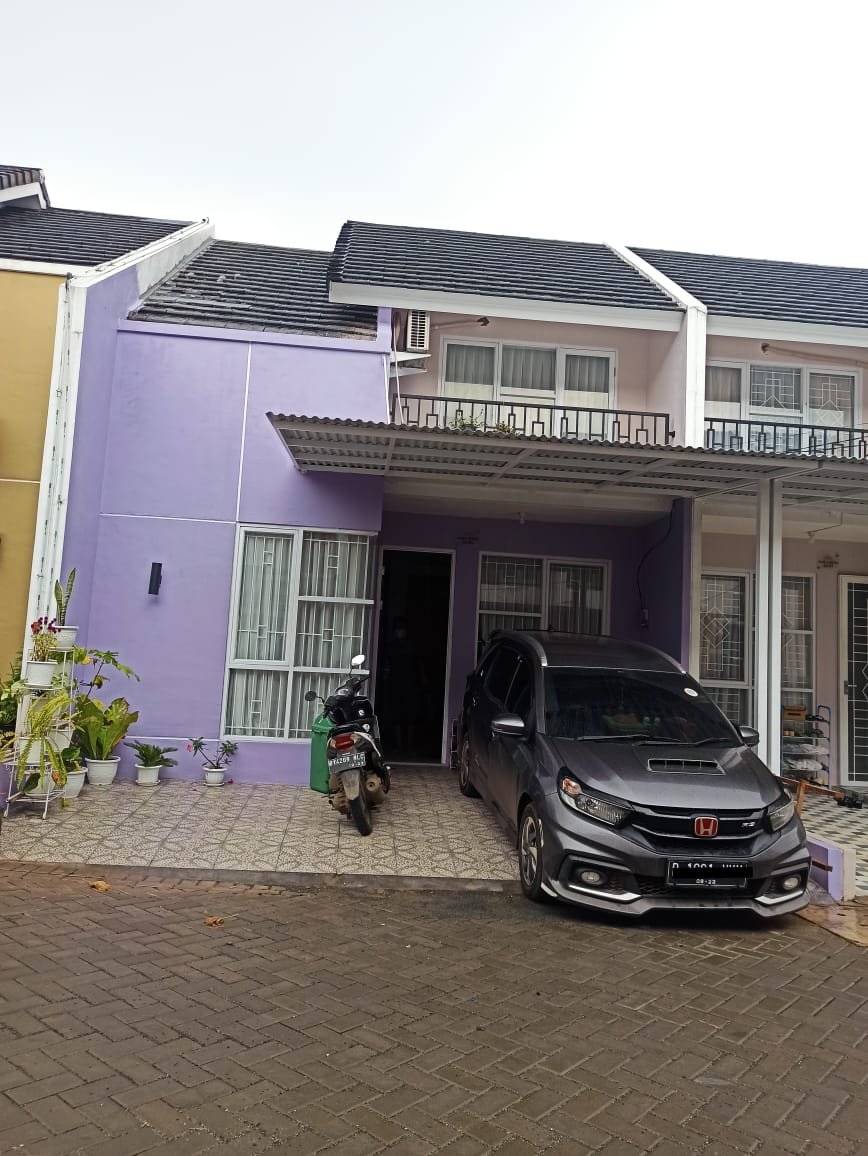 Over Kredit Rumah Flora Aryana Karawaci 1,5 Lt. Siap Huni + Full Furnished - 11