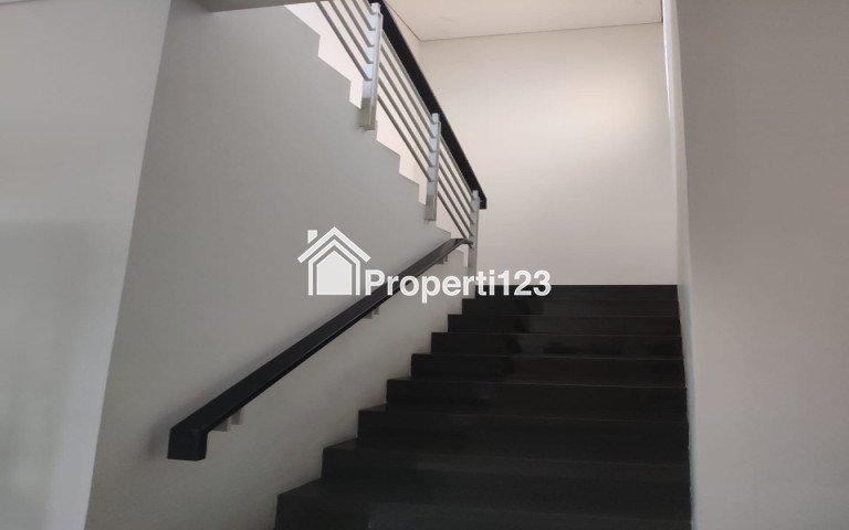 TERMURAH CLUSTER⭐⭐⭐⭐⭐  CLUB HOUSE GOLF AREA PRIVATE CLUSTER - 1