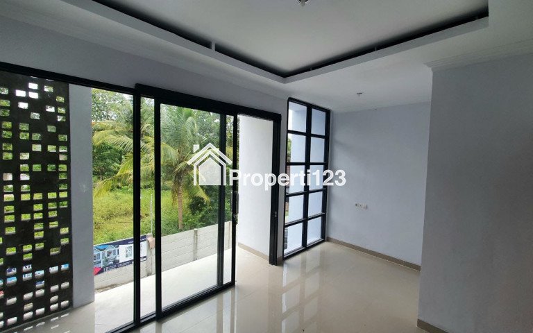 Rumah Mewah Siap Huni  di Sedayu - 2