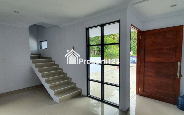 Rumah Mewah Siap Huni  di Sedayu - 1