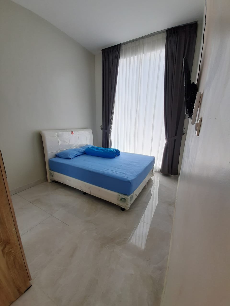 Dijual Rumah Tinggal Semi Furnished - 22