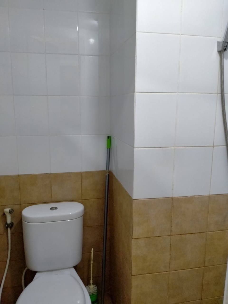 The green pramuka city 2 kamar furnish tower chrysant - 18