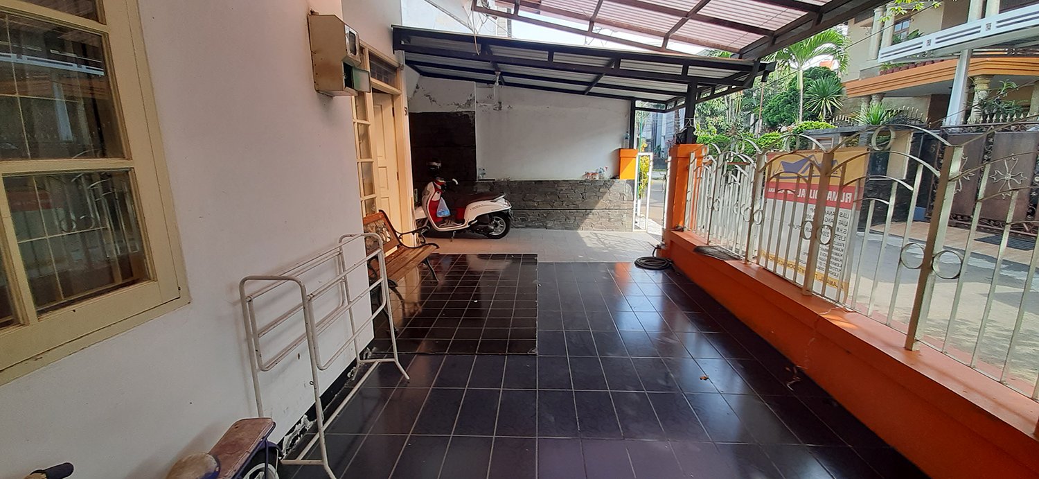 RUMAH SIAP HUNI SEMI FURNISH DI ARCAMANIK BANDUNG - 45