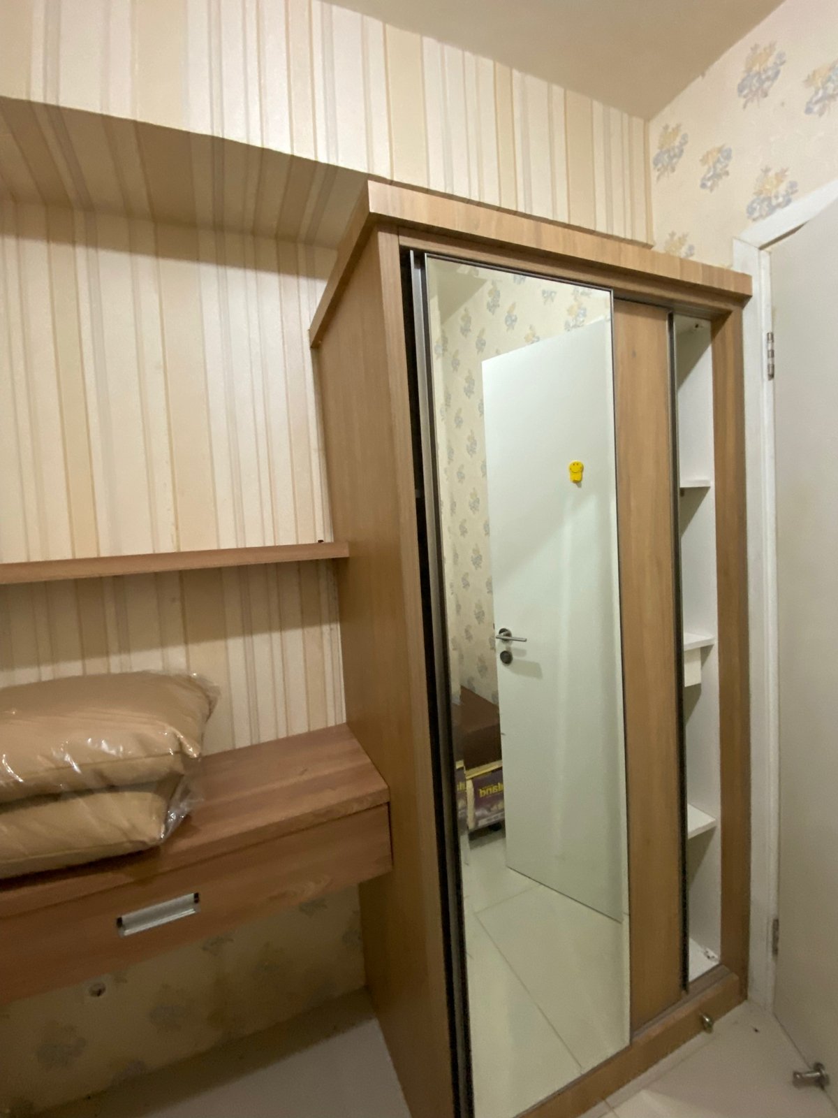 Apartemen the green pramuka city 2 kamar - 8