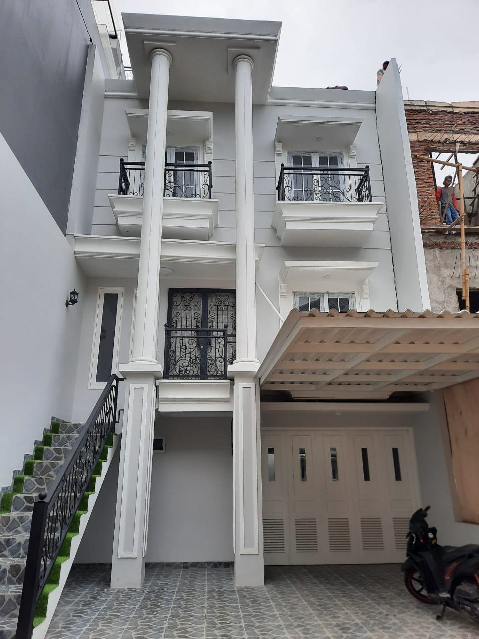 Dijual Rumah Townhouse Puri Kencana 8 Jln Durian Jagakarsa Jakarta Selatan - 1