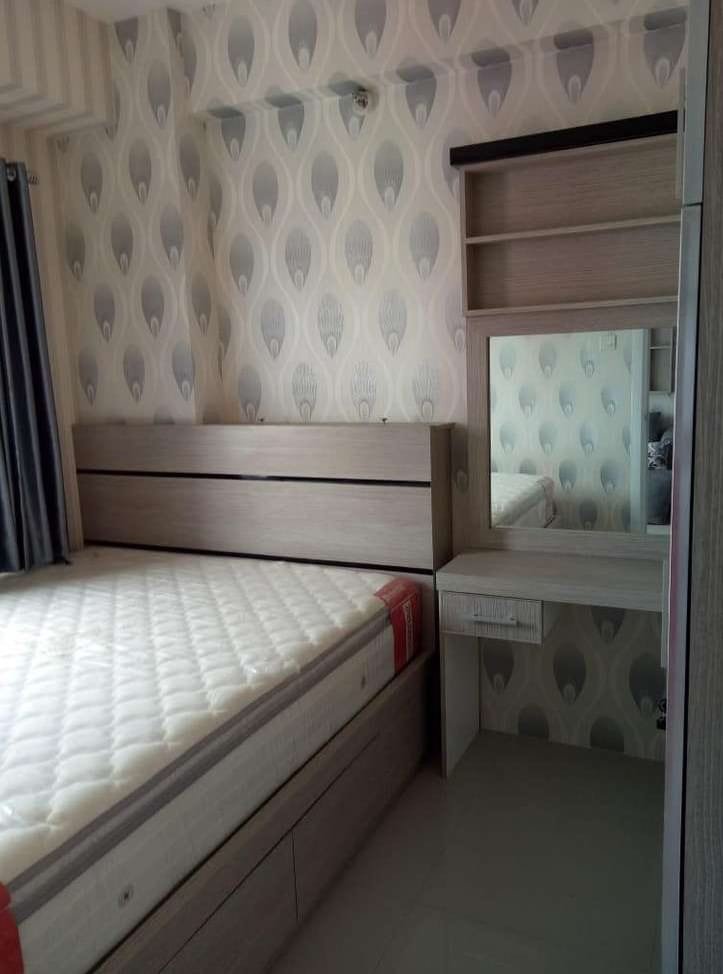 Apartemen the green pramuka city 2 kamar furnish tower mall - 4
