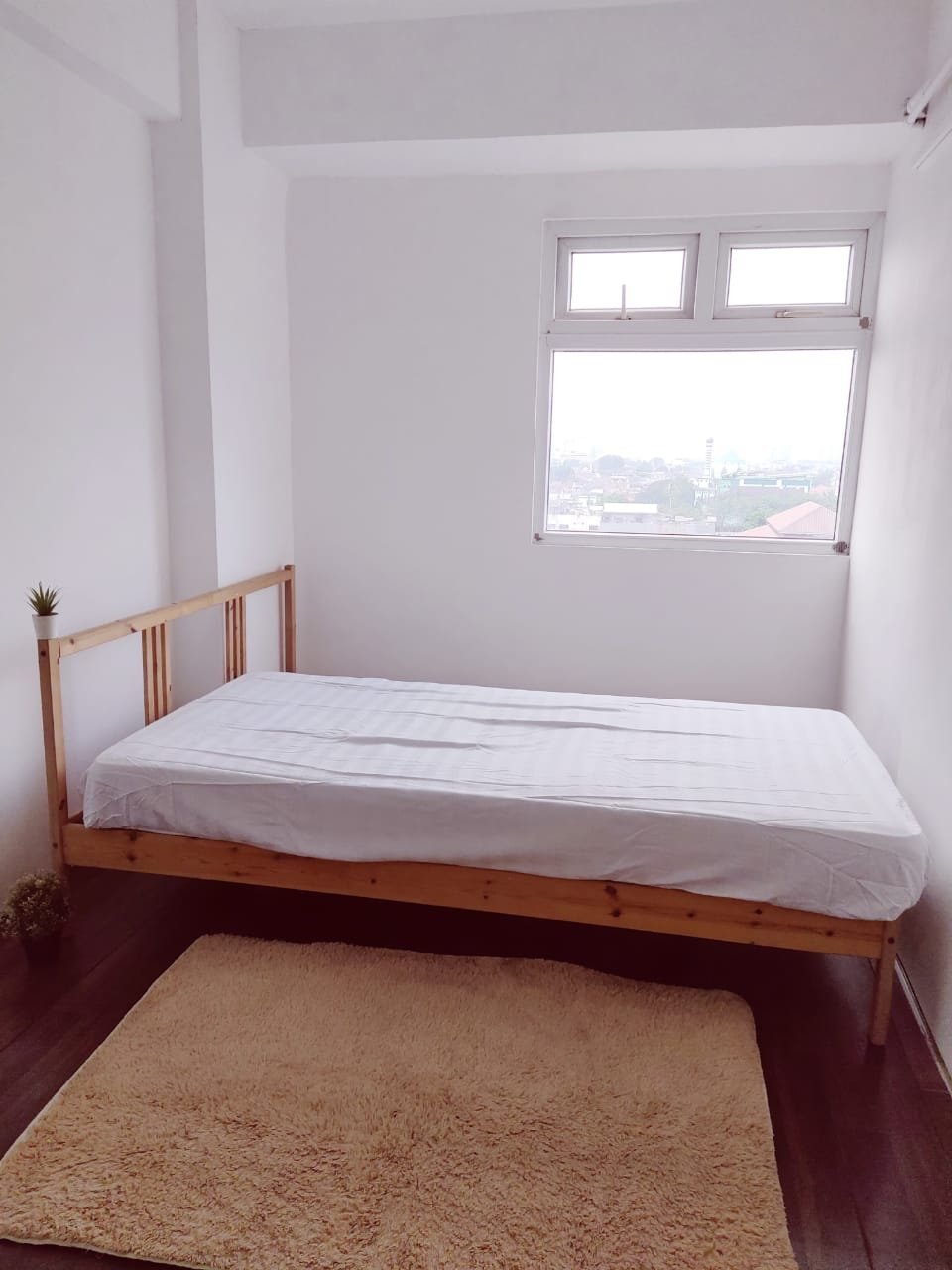 Apartemen the green pramuka city 2 kamar furnish tower pino - 16