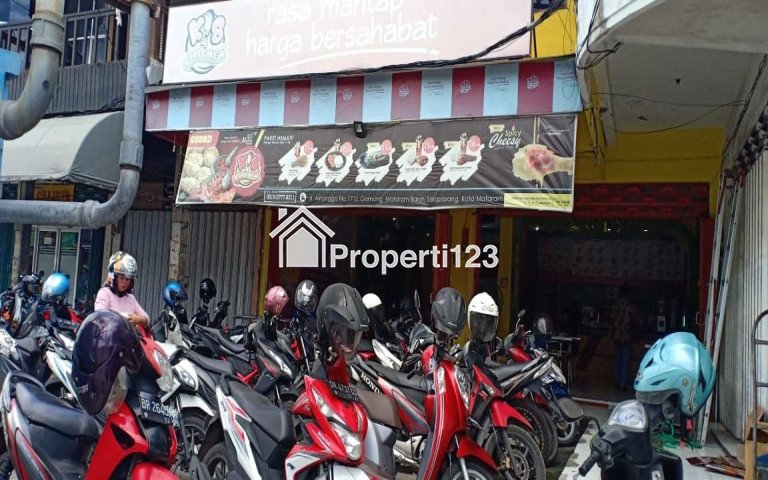 Jual Murah Ruko 2 Lantai Pinggir Jalan Utama Tengah Kota Mataram - 2
