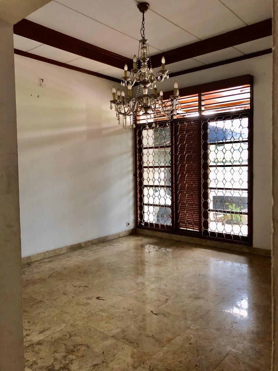 Dijual Butuh(BU), Rumah Mewah Lama di Segitiga Emas, Pancoran  Siap Nego hanya 5,5 Milyar - 4