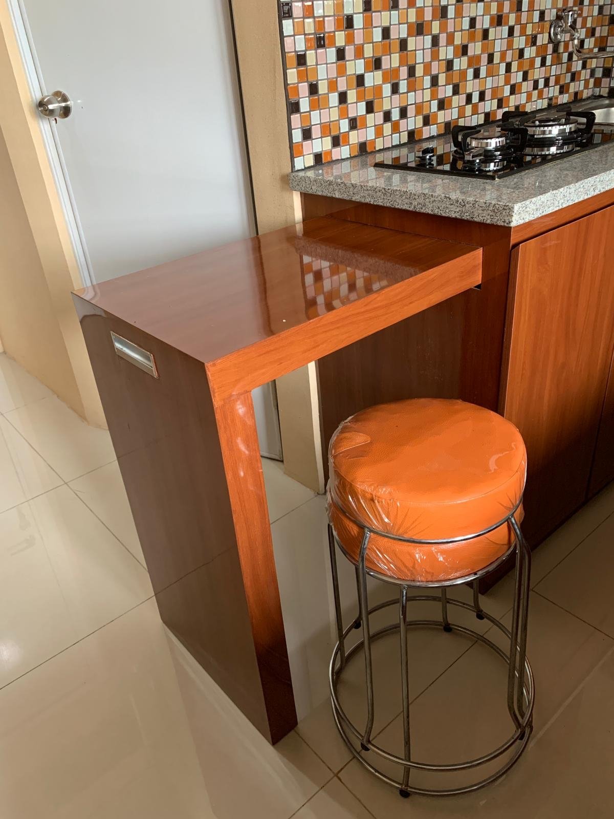 Apartemen the green pramuka city 2 kamar furnish tower mall Penelope - 4