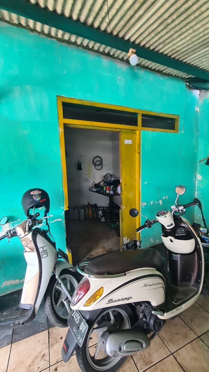DIJUAL RUMAH DAN BANUNAN KOMERSIL PINGGIR JALAN COCOK UNTUK INVESTASI - 28
