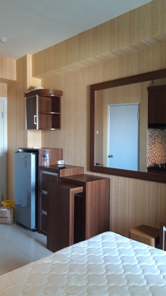 The green pramuka city studio furnish sewa per bulan - 6
