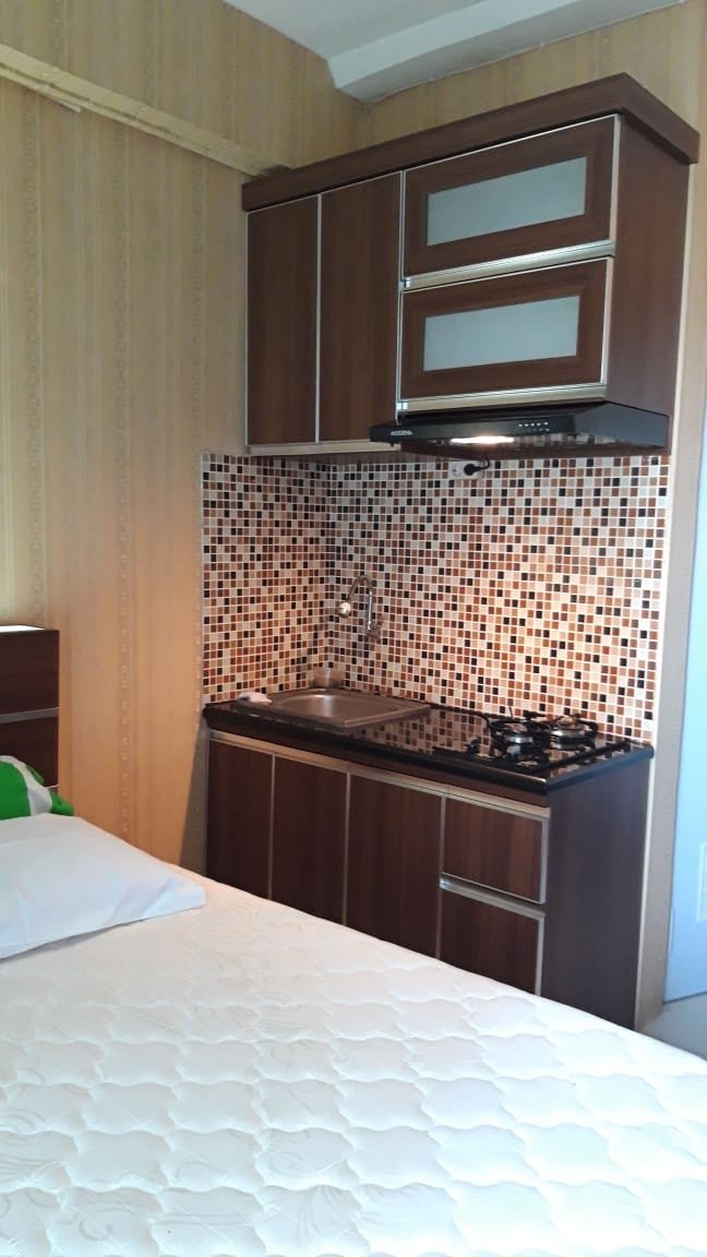 The green pramuka city studio furnish sewa per bulan - 4