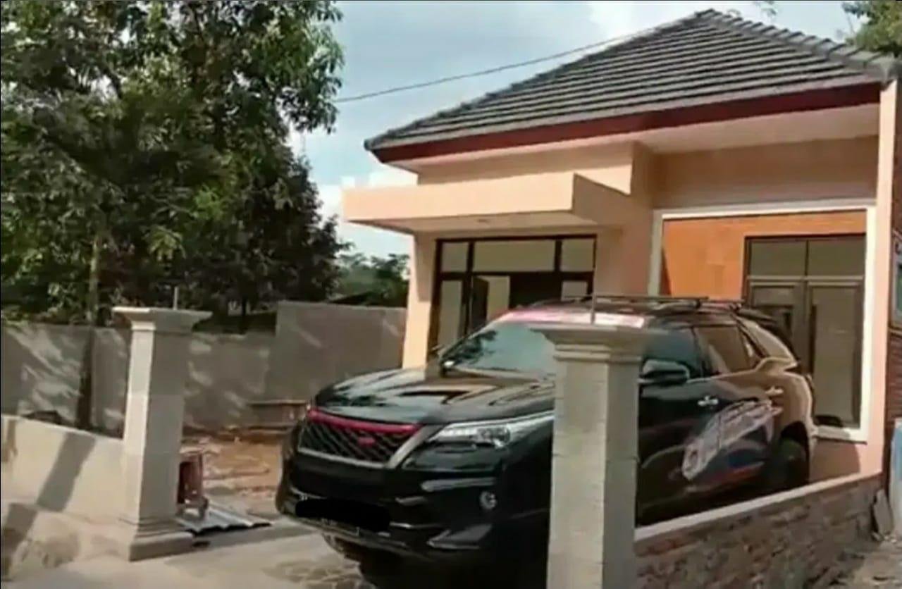 Dijual Rumah MILIK PRIBADI daerah Perum leyangan damai Ungaran Timur Semarang - 4