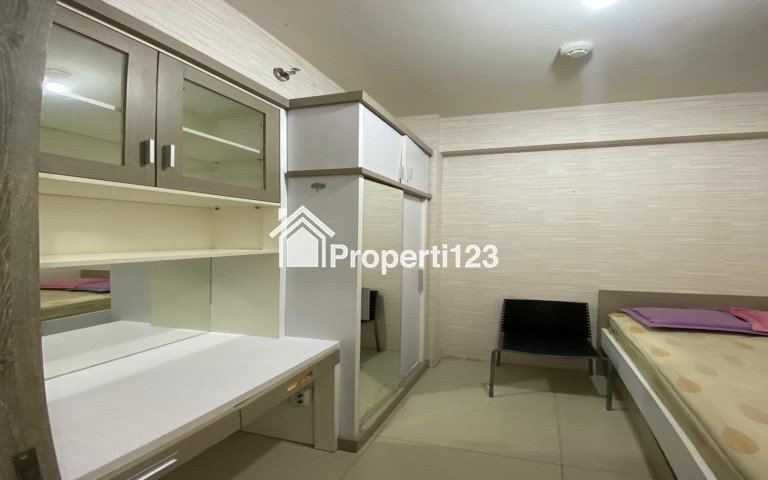 Apartemen the green pramuka city 2 kamar furnish Tower Mall Orchid - 1