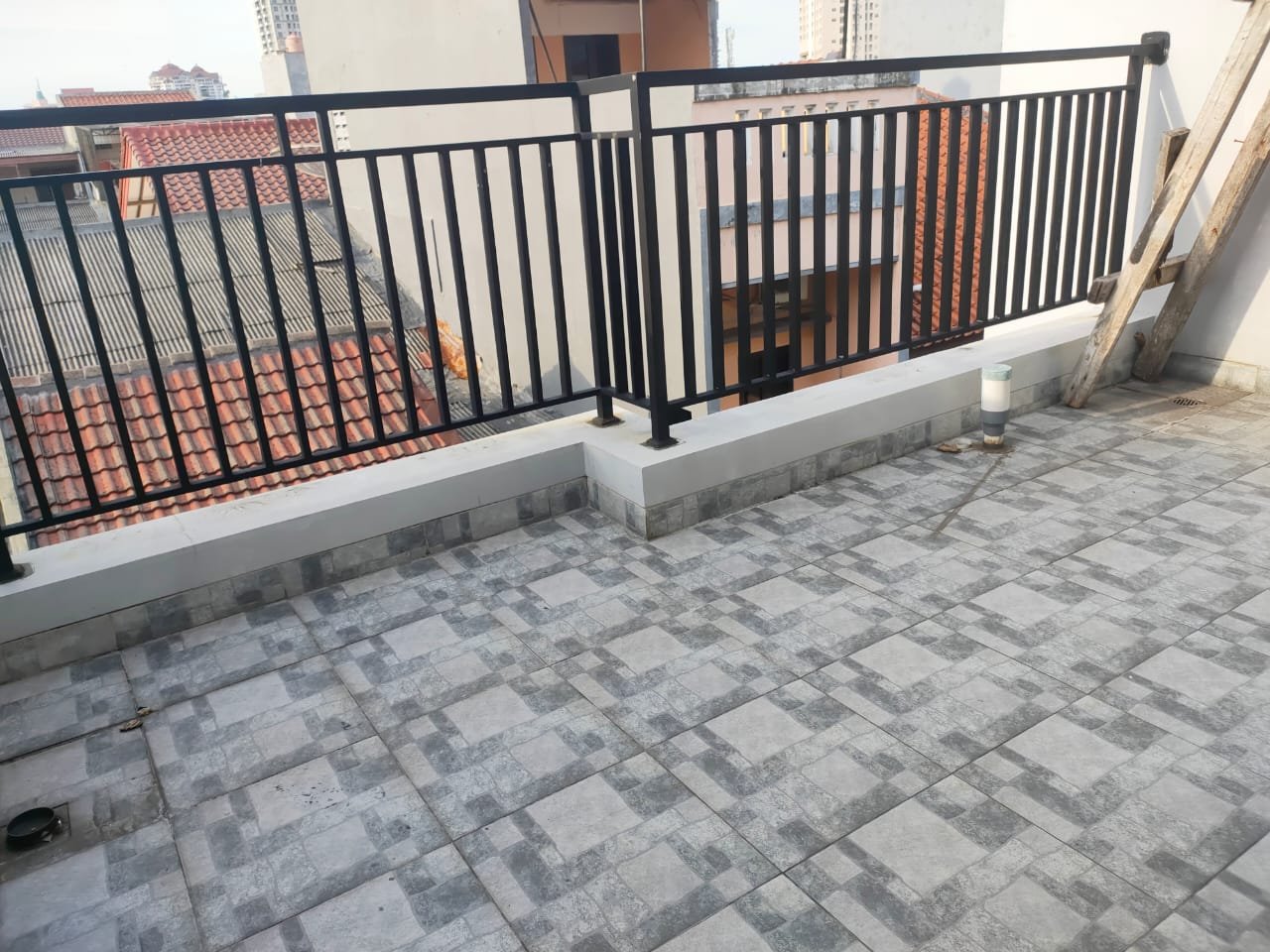 Dijual Rumah Baru ( 4.6 x 13 m) - Jl. Tanjung Duren Dalam - 17