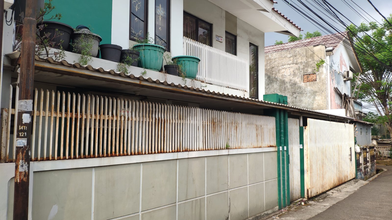 Dijual cepat rumah 2 lantai full furnished di Pinang Ranti Jakarta Timur, BEBAS BANJIR - 9