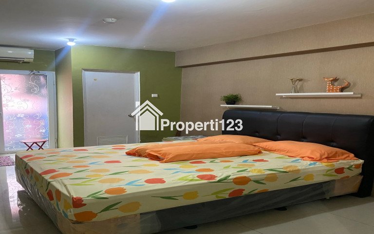 The green pramuka city studio furnish sewa per tahun. - 1