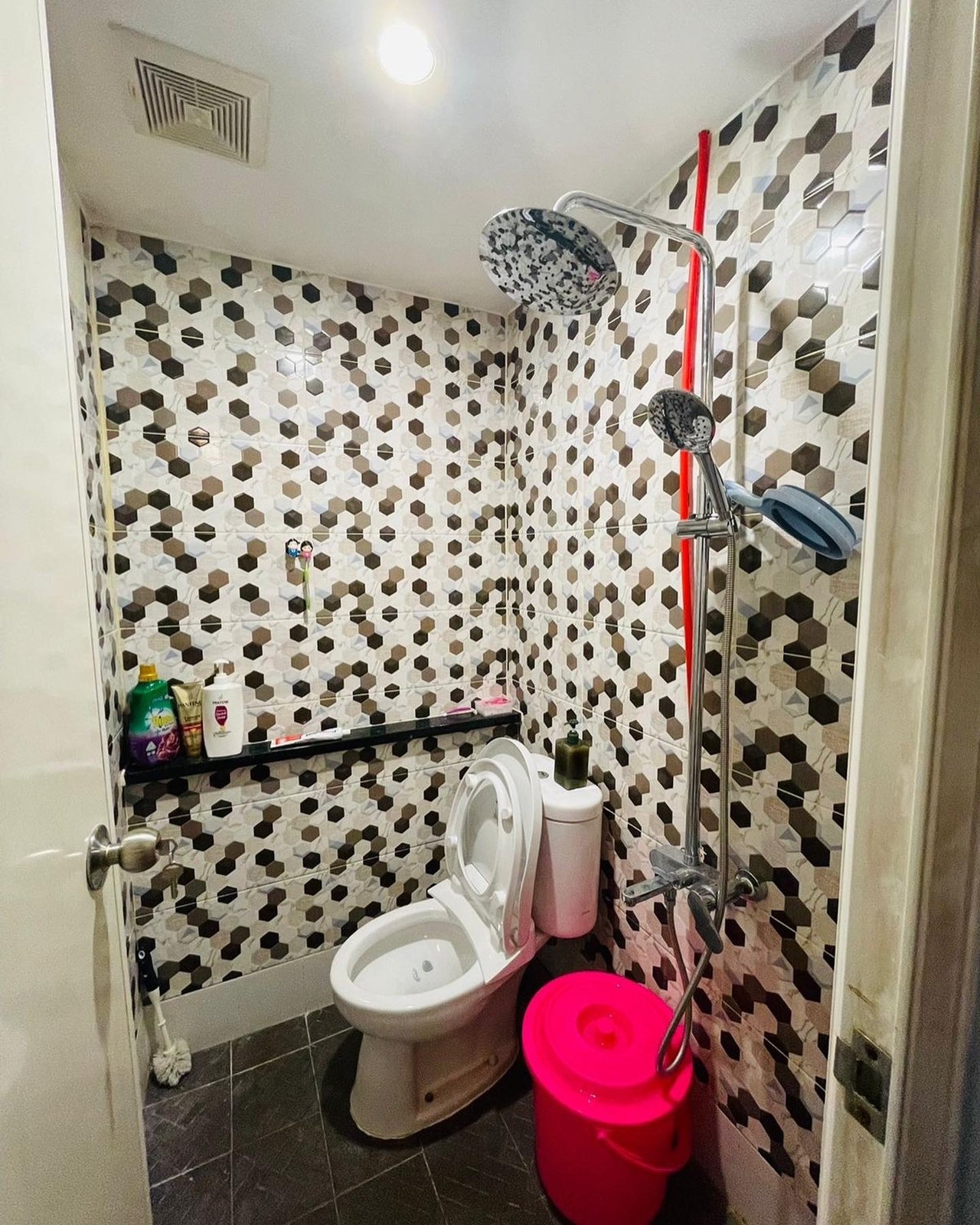 Apartment the green pramuka city 2 kamar furnish tower mall Penelope - 8