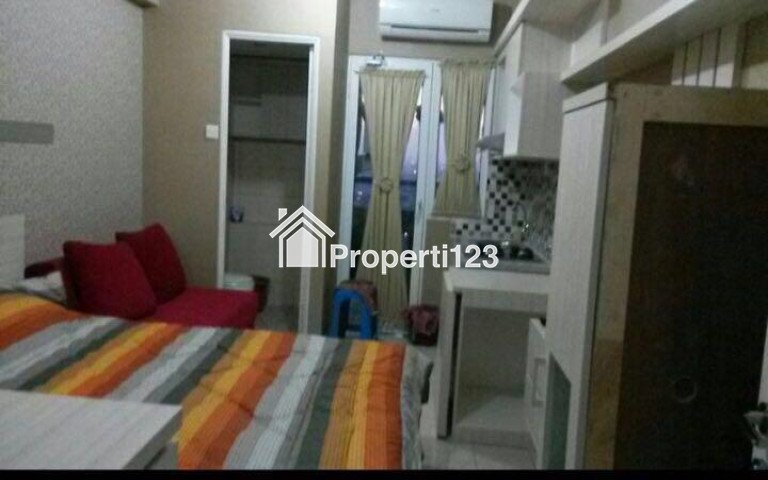 The green pramuka city apartement studio furnish per bulan. - 1
