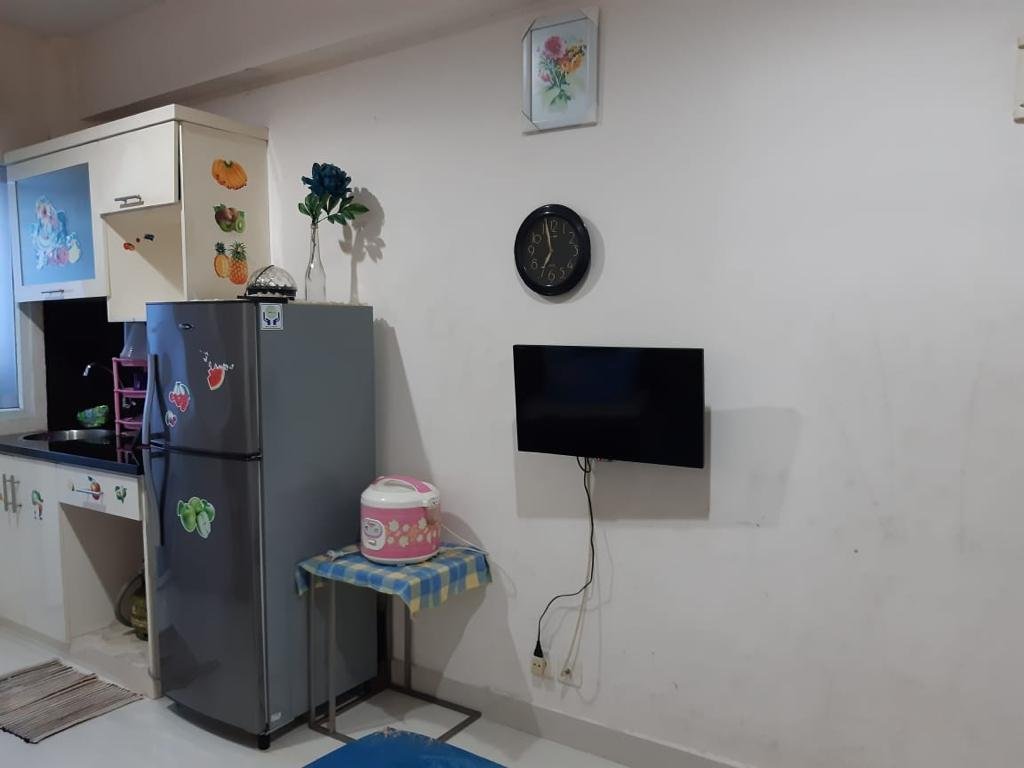 The green pramuka city apartement studio furnish per bulan. - 4