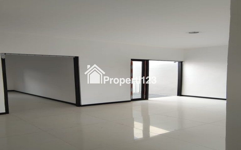 Murah 50jt Rumah 2 Lantai Siap Huni Rungkut - Surabaya Timur - 2