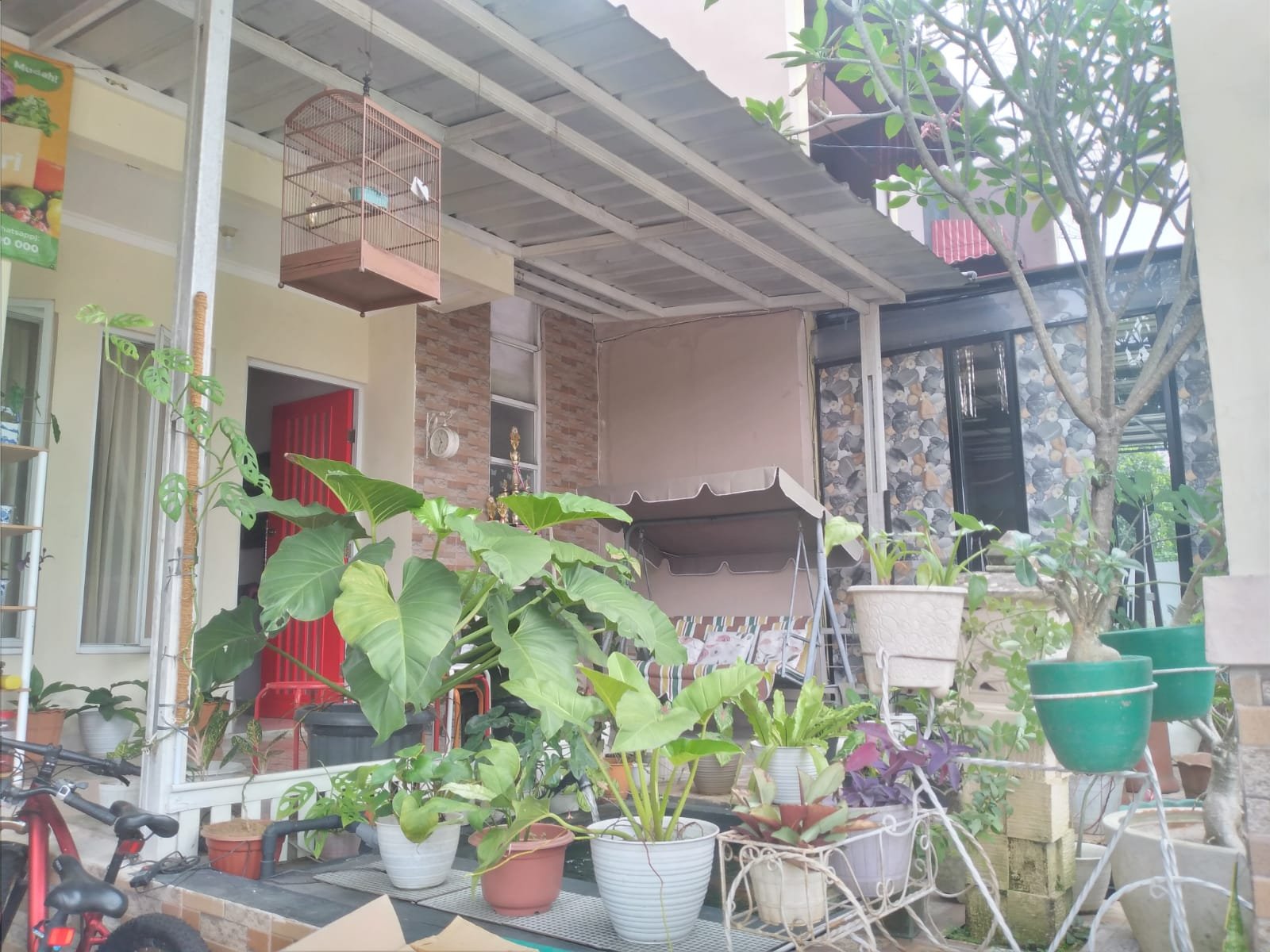 Dijual Cepat area Bintaro : Rumah 2 lantai Cantik, luas, aman dan nyaman. Dekat dengan fasiltas umum dan stasiun KRL. - 19