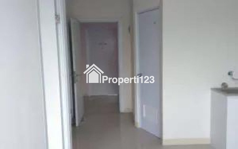 Apartment the green pramuka city 2 kamar kosong tower Bougenville - 1