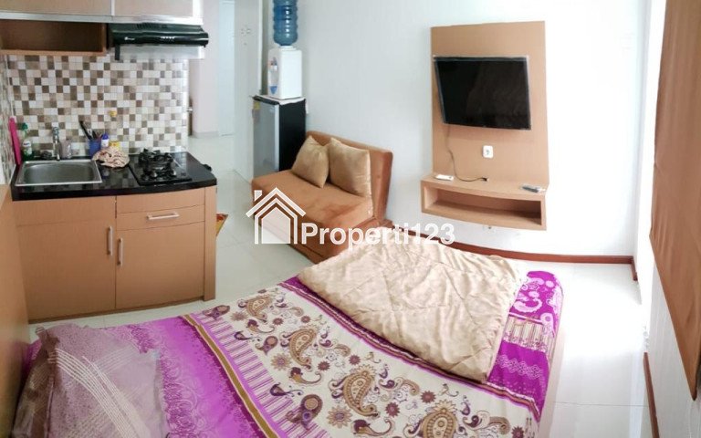 Apartment the green pramuka city studio furnish. - 1
