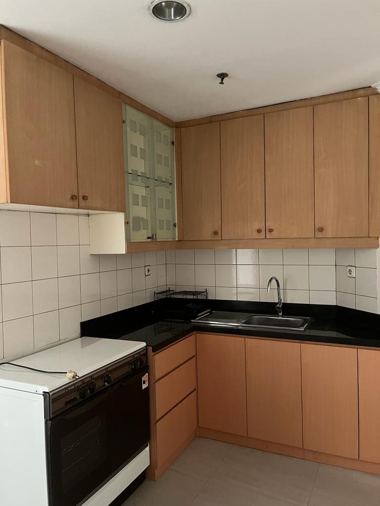 Minimalist 2-Bedroom Apartment - 16