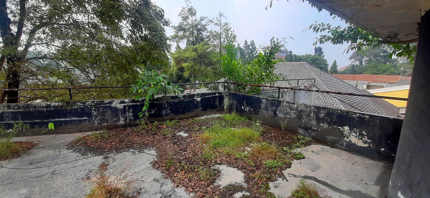 RUMAH HITUNG TANAH DI JALAN IR. H. JUANDA DAGO BANDUNG - 9