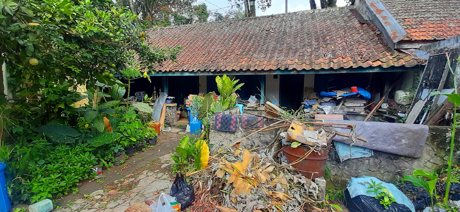 RUMAH HITUNG TANAH DI JALAN IR.H. JUANDA DAGO BANDUNG - 15