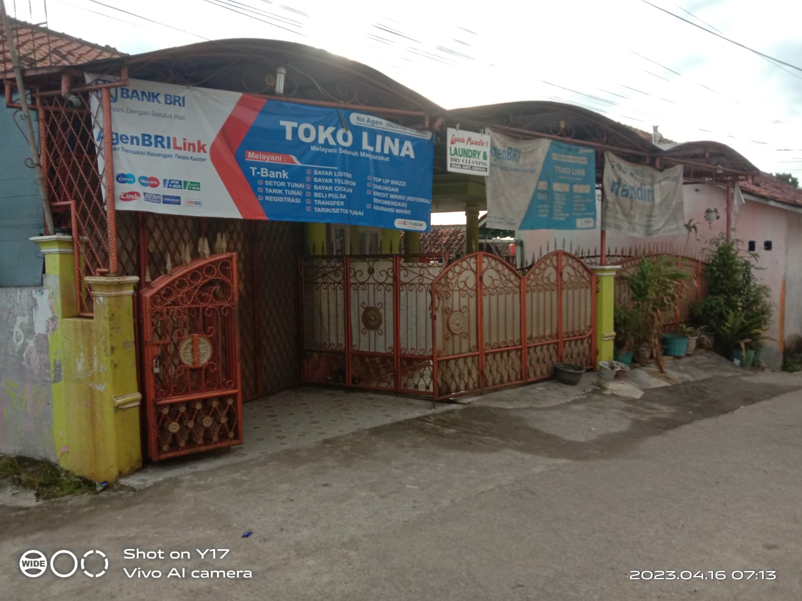 Dijual Rumah Pribadi Beserta Toko dan Isinya bisa NEGO - 24