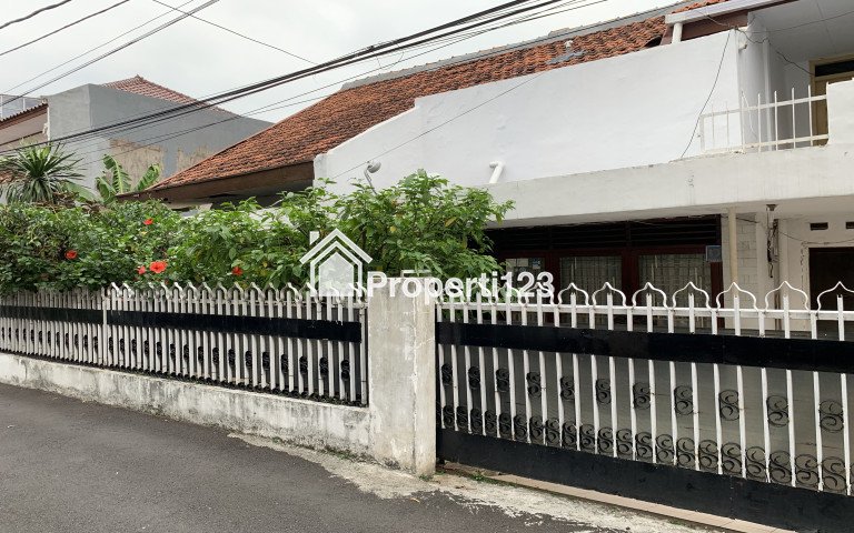 DIJUAL RUMAH DI TEBET TIMUR - 2