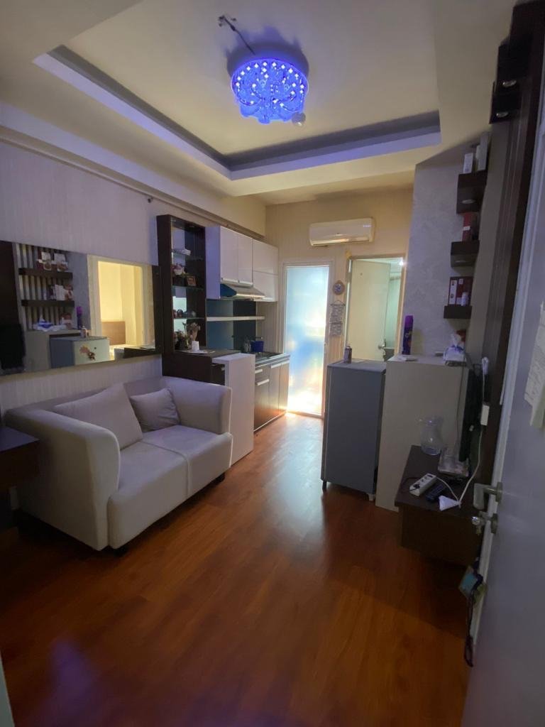Apartment the green pramuka city 2 kamar furnish chrysant - 2