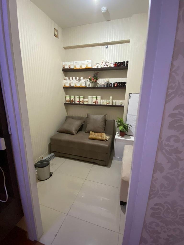 Apartment the green pramuka city 2 kamar furnish chrysant - 10