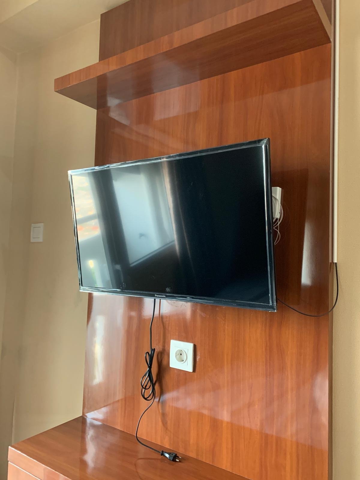 Apartment the green pramuka city studio furnish tower Chrysant. - 12