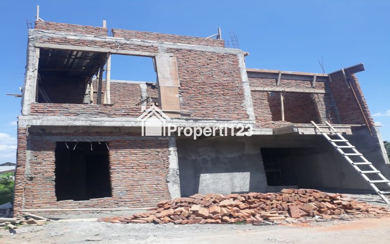 Rumah Royal Lotus Townhouse, Strategis Ring 1 Jogja, Miliki Sekarang - 1