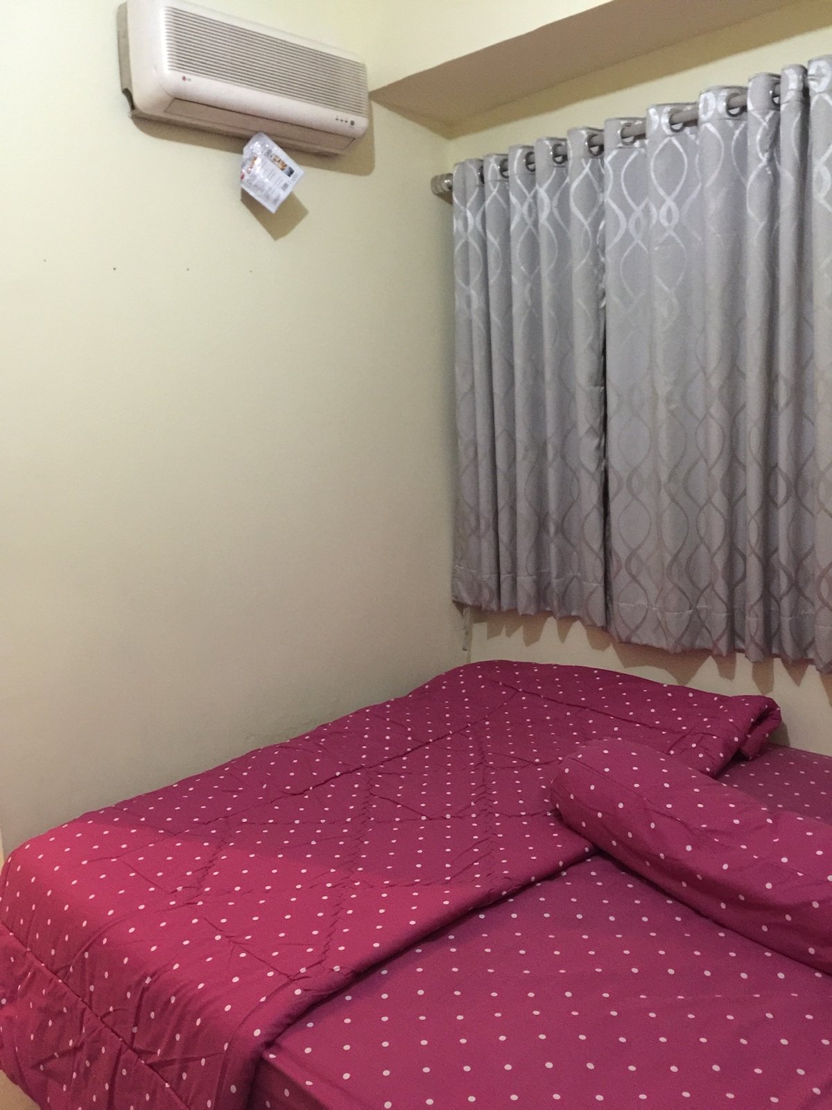 The green pramuka city 2 kamar furnish sewa per Bulan. - 2