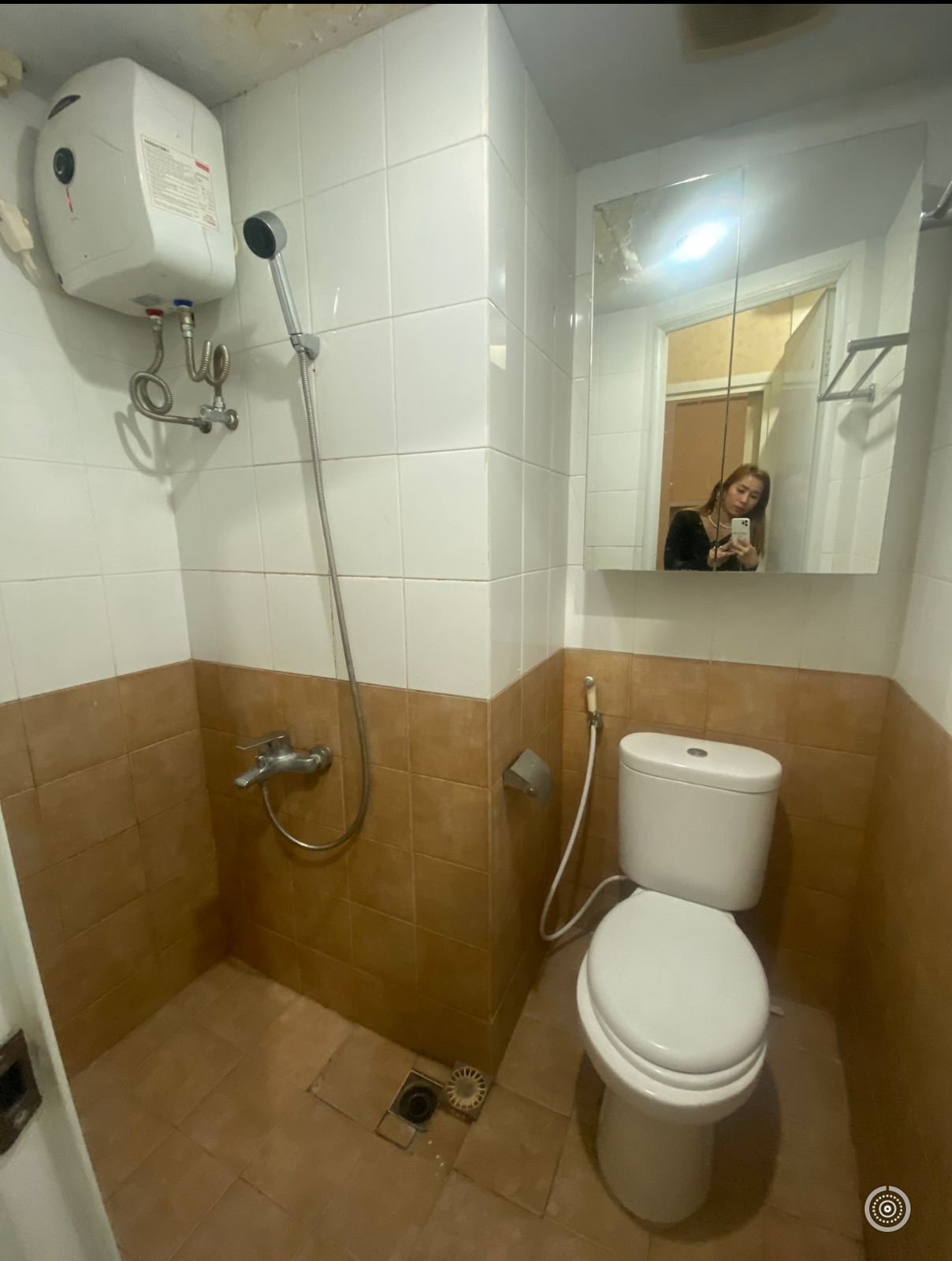 Apartment the green pramuka city 2 kamar furnish - 8