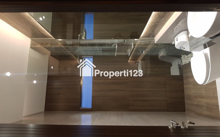 Rumah baru  gress Waterfront Citraland Surabaya barat - 5