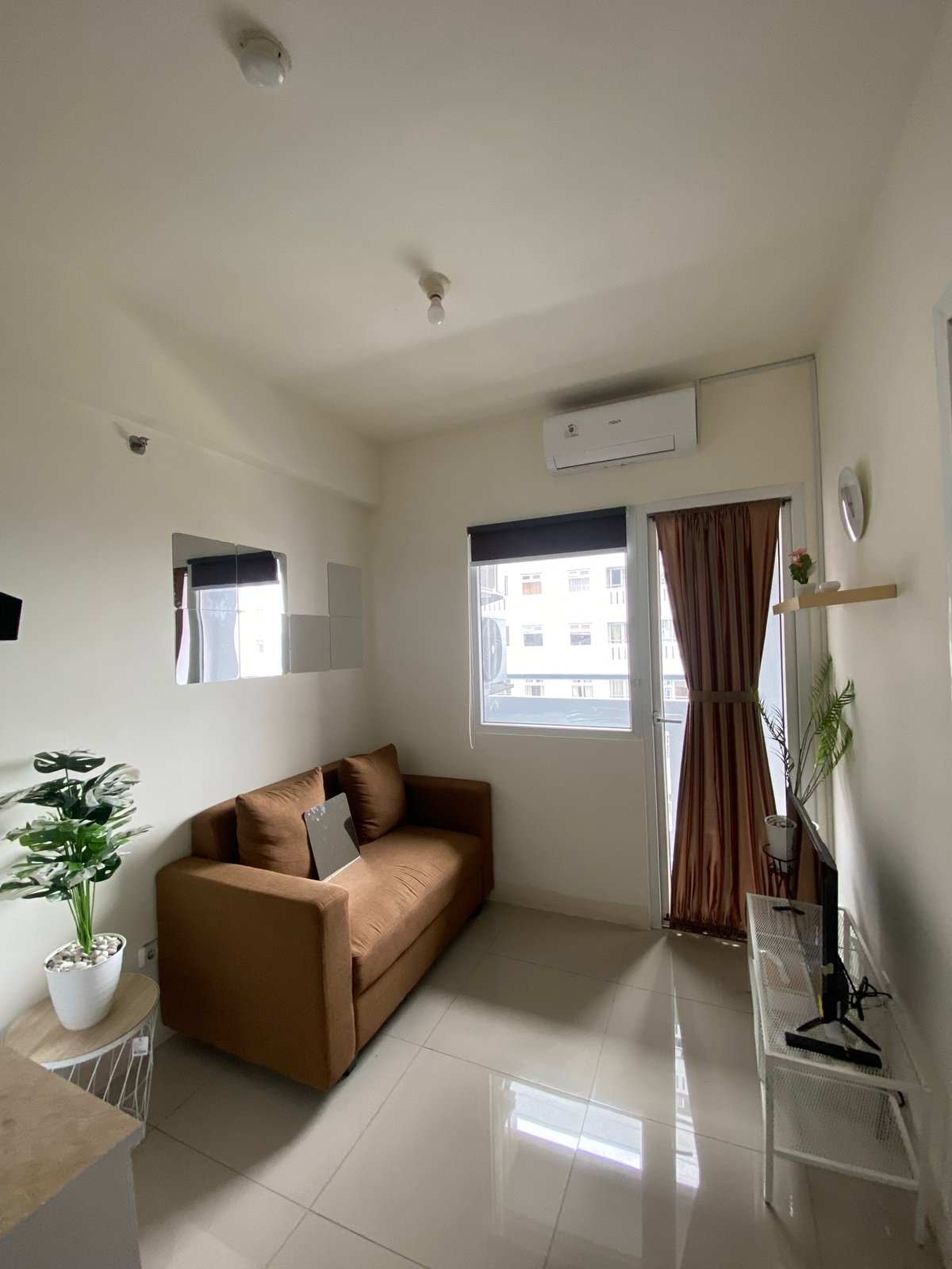 Apartment the green pramuka city 2 kamar furnish tower Orchid Mall - 2
