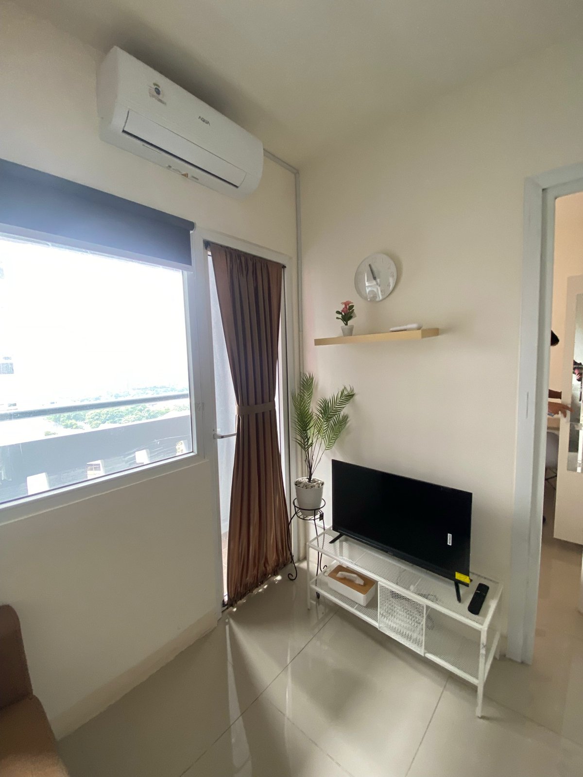 Apartment the green pramuka city 2 kamar furnish tower Orchid Mall - 6