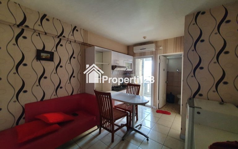 Apartment the green pramuka city 2 kamar furnish second. - 1