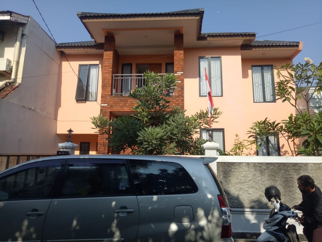 Dijual Cepat Rumah Lux Murah di Perum Mega Cinere, Kec Limo, Depok - 2