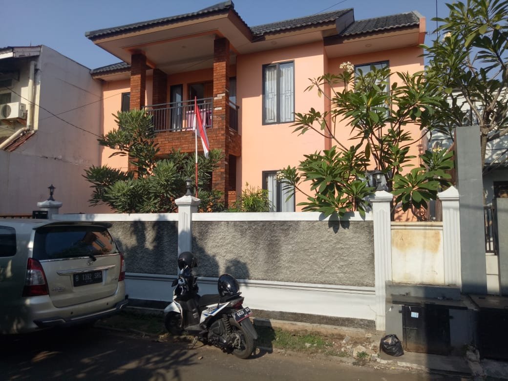 Dijual Cepat Rumah Lux Murah di Perum Mega Cinere, Kec Limo, Depok - 3