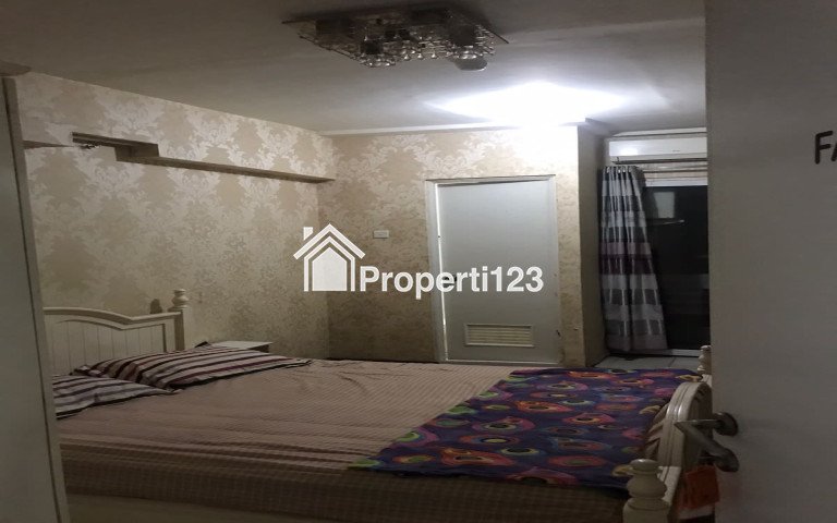 Apartment the green pramuka city studio furnish tower Chrysant - 1